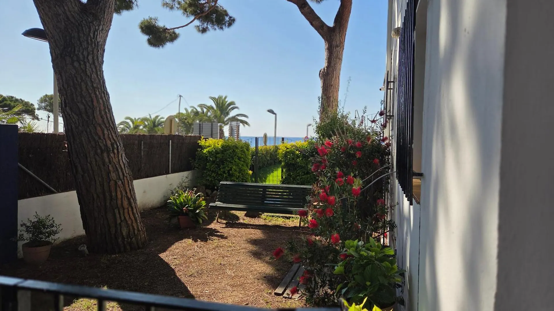 Apartaments Les Roques Platja d'Aro  0*,